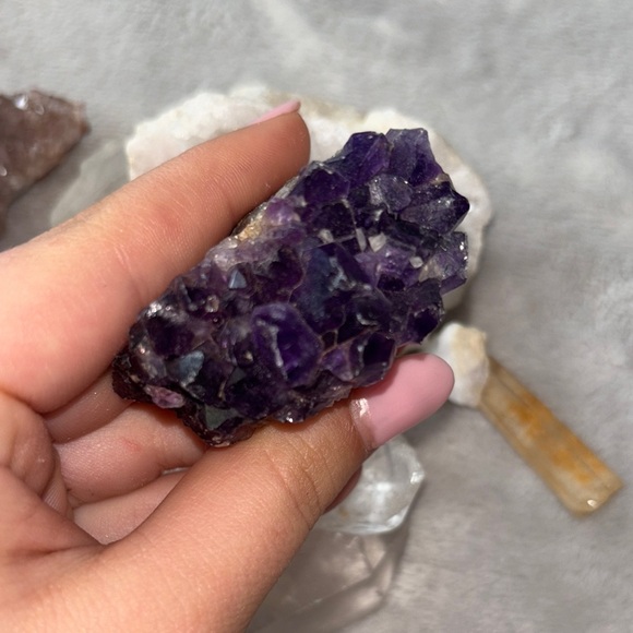 Assorted Crystal Collection - Picture 4 of 6